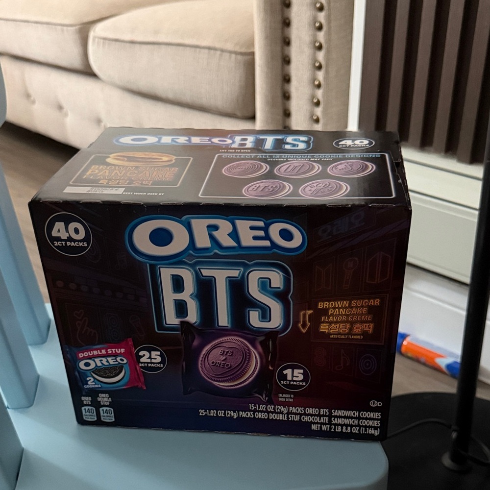 OREO BTS Brown Sugar Pancake Flavor Creme 40-Pack Snack Box